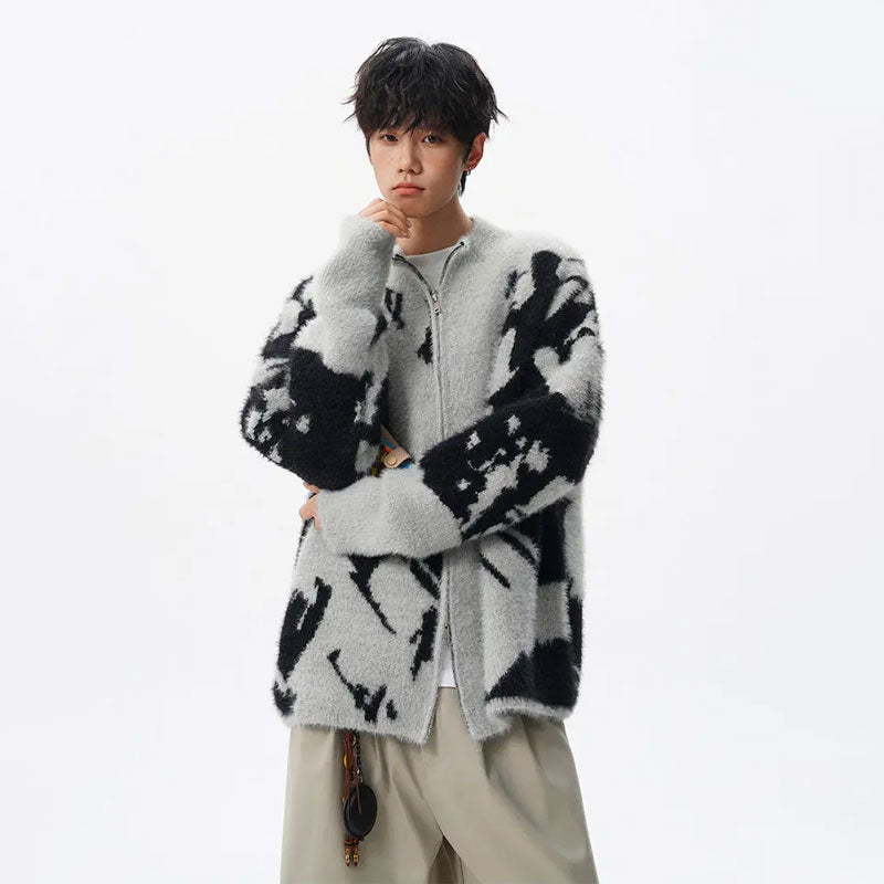 Tie dye gebreide cardigan van imitatie minkwol in zwart en grijs, met knoopsluiting.